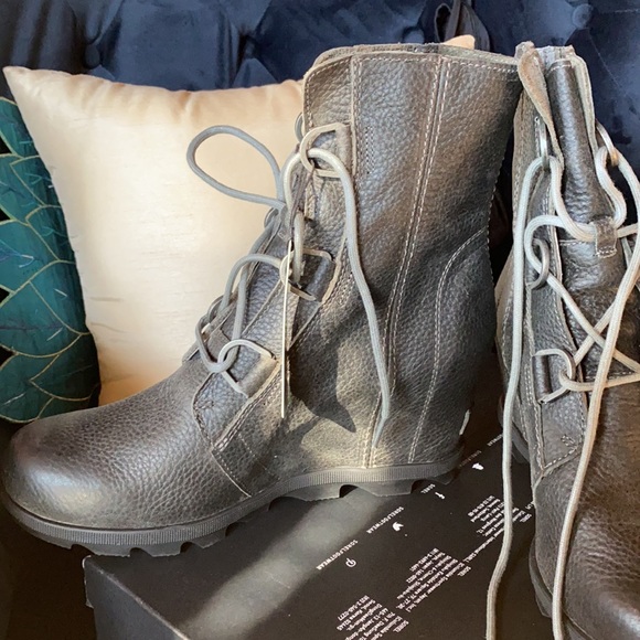Sorel Joan of Artic Grey Boots SZ 10.5 NEW - Picture 6 of 13